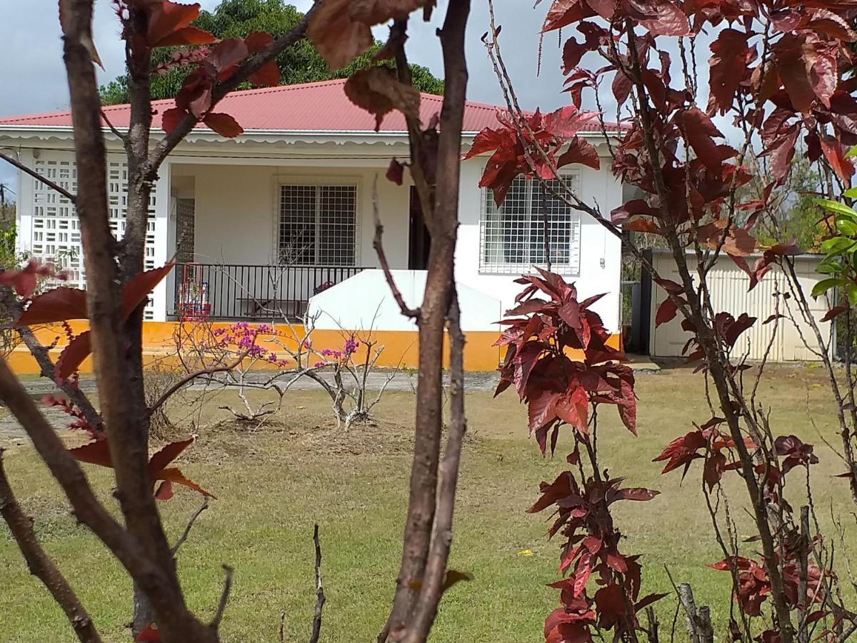 Kaz A Faup Villa Grand-Bourg  Buitenkant foto