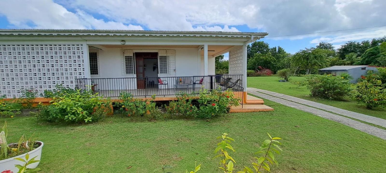 Kaz A Faup Villa Grand-Bourg  Buitenkant foto